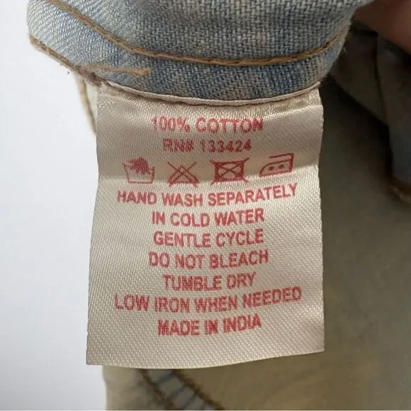 Paper Lace Rose Appliqué Jeans 1X Vintage Look Distressed Cottagecore Boho - Picture 8 of 8